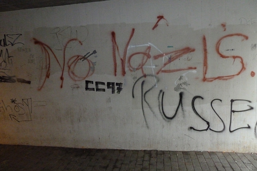 No Nazis!