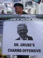 Bahnchef Grube verhöhnt Opfer der staatlichen Gewalt
