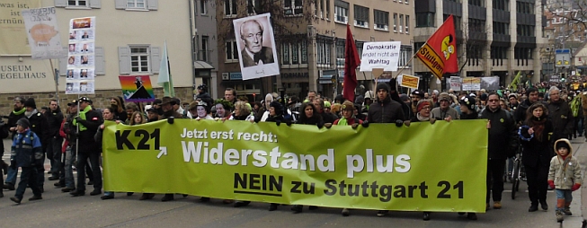 Widerstand plus gegen S21, erste Großdemonstration 2011 