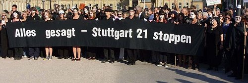 Bild: Schweigemarsch am 20.8.2010