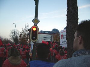 Bild Nr. 1 des Streiks bei Infineon vom 28.10.05