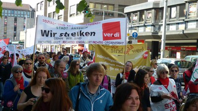 Erzieherinnenstreik 10.5.2015 Demo Aufsessplatz