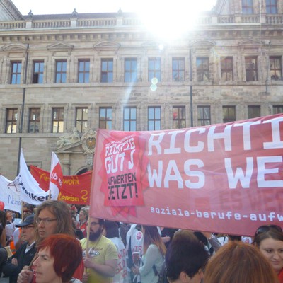 Erzieherinnenstreik 10.5.2015 Nürnberger Rathaus
