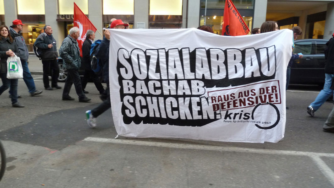 Foto: Demo gegen Budgetkürzung (9.3.11)