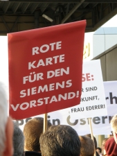 ../netleiwand/chronik/PB060181-rote-karte-skaliert.JPG